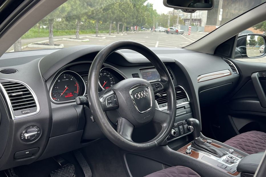 Продам Audi Q7 Diesel 2010 года в Одессе