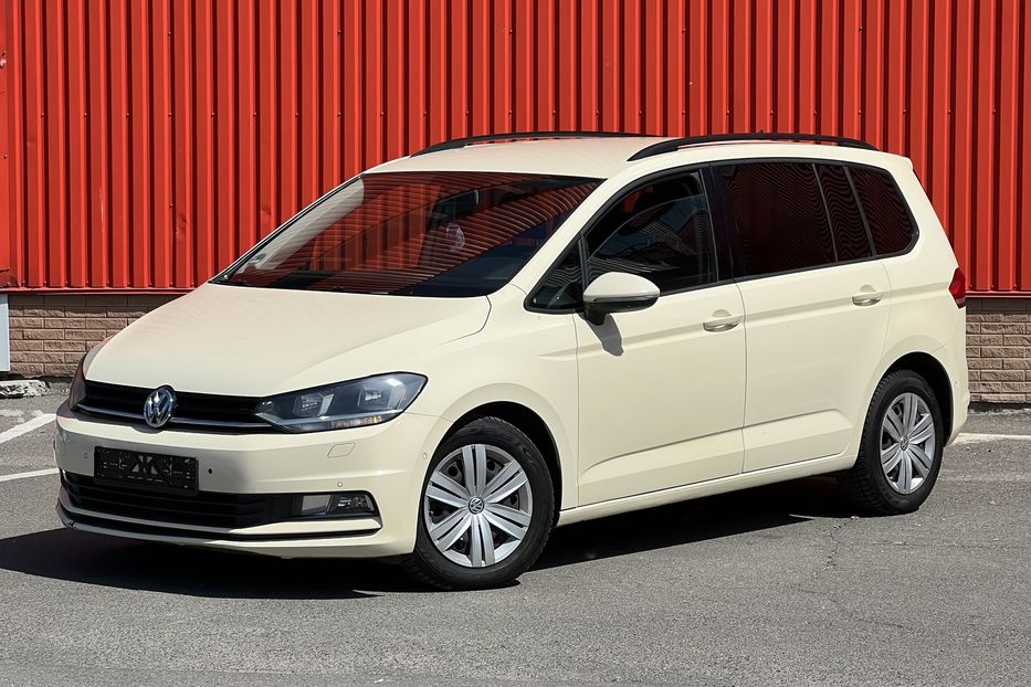 Продам Volkswagen Touran Diesel 2016 года в Одессе