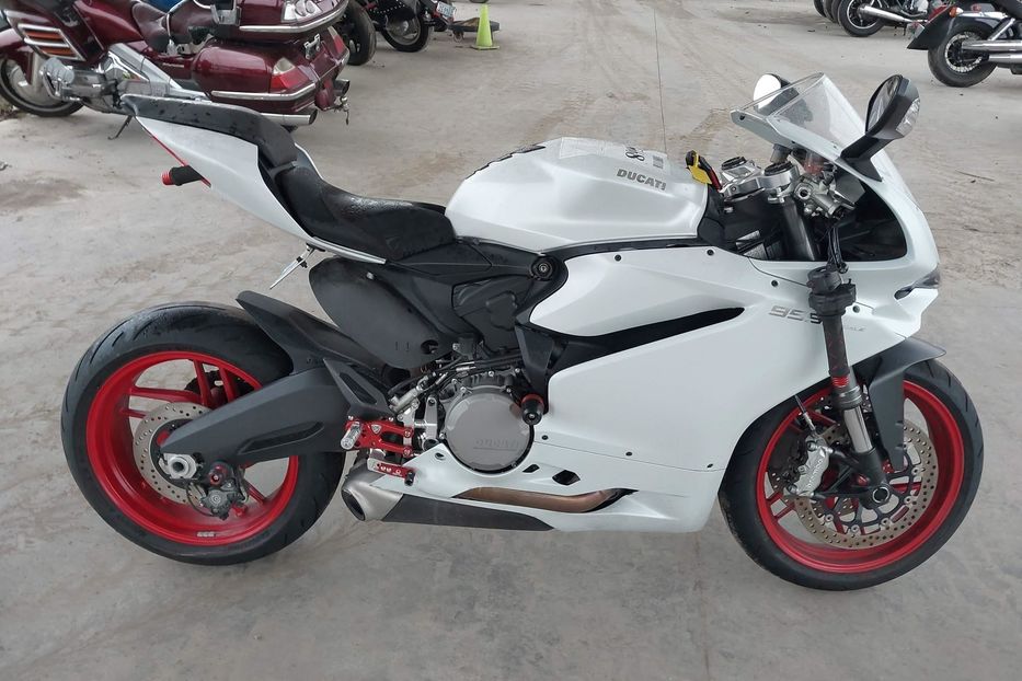 Продам Мотоциклы Все Ducati Panigale 959 2017 года в Черновцах