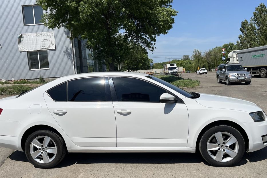 Продам Skoda Octavia A7 Oficial 2017 года в Николаеве