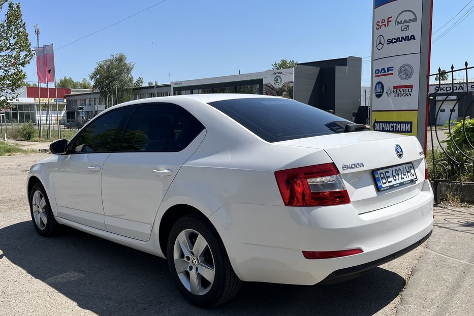 Продам Skoda Octavia A7 Oficial 2017 года в Николаеве