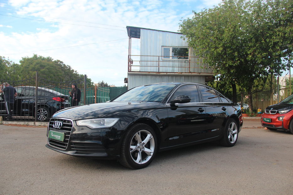 Продам Audi A6 2012 года в Одессе