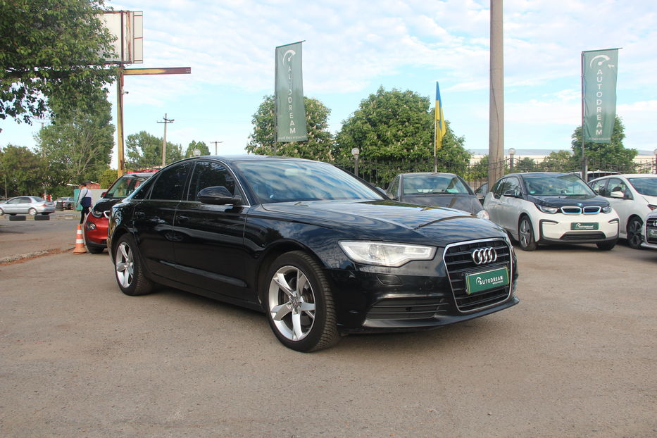 Продам Audi A6 2012 года в Одессе