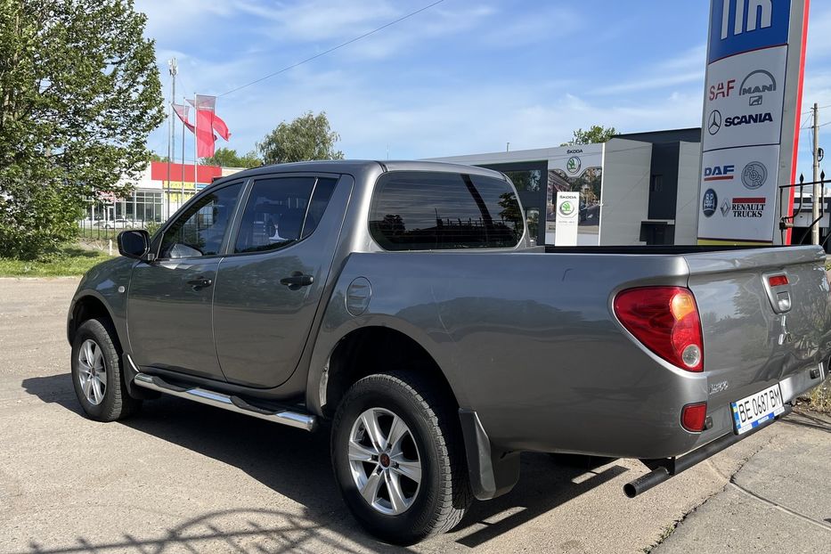 Продам Mitsubishi L 200 TDI Oficial 2014 года в Николаеве