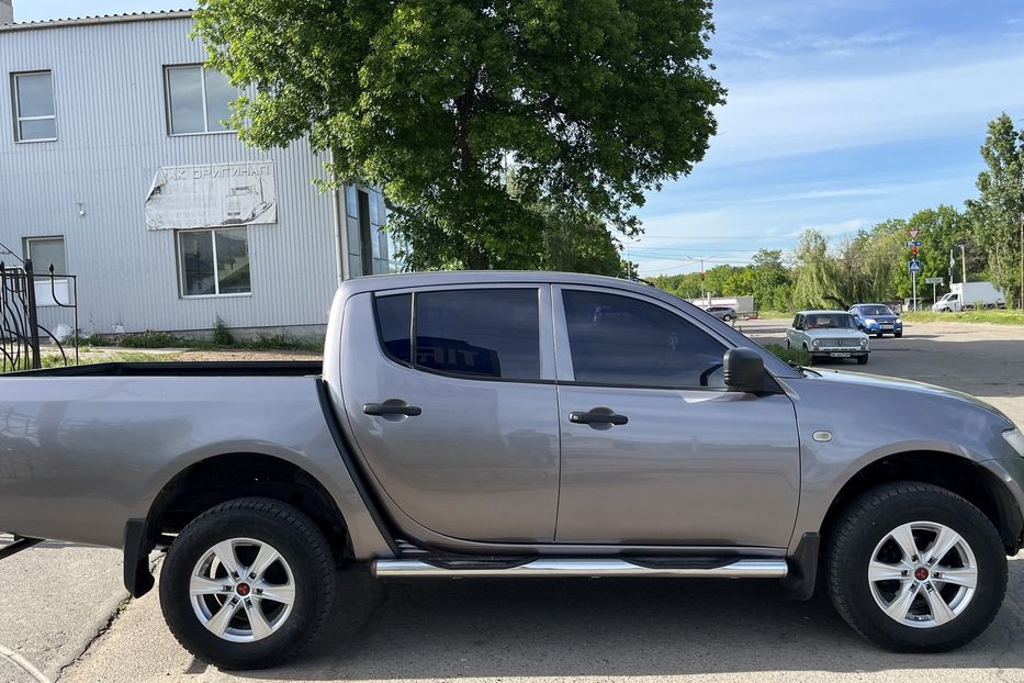 Продам Mitsubishi L 200 TDI Oficial 2014 года в Николаеве