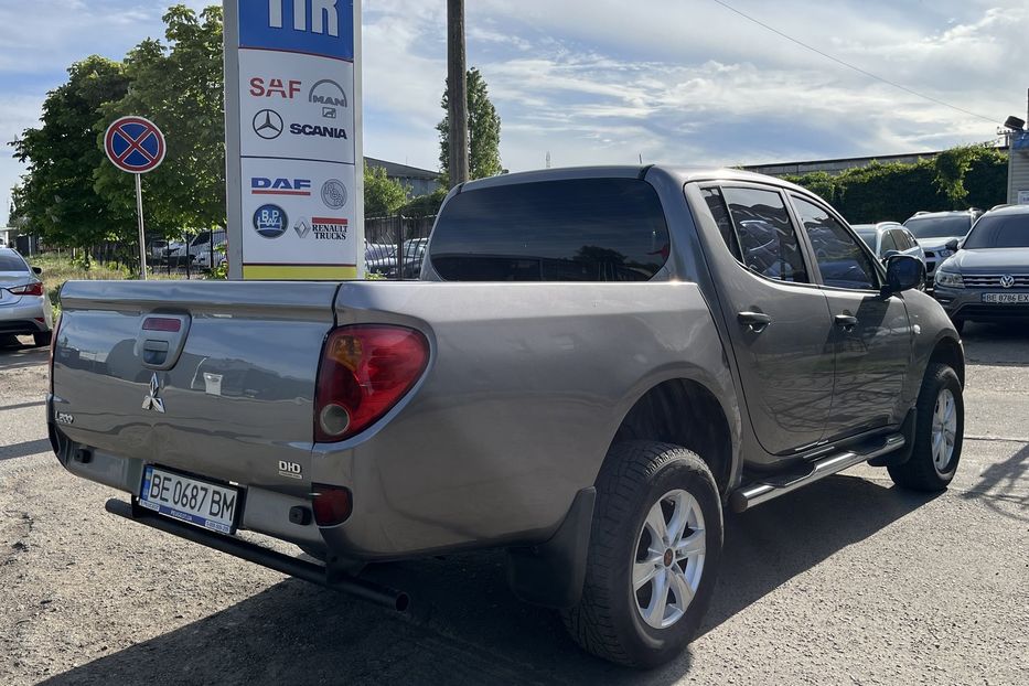 Продам Mitsubishi L 200 TDI Oficial 2014 года в Николаеве