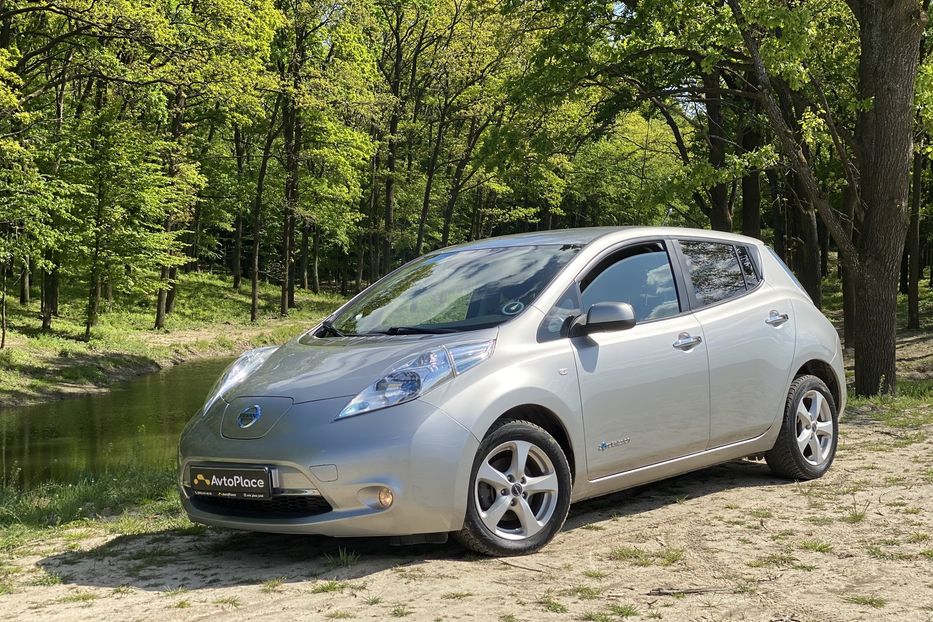 Продам Nissan Leaf 2013 года в Луцке