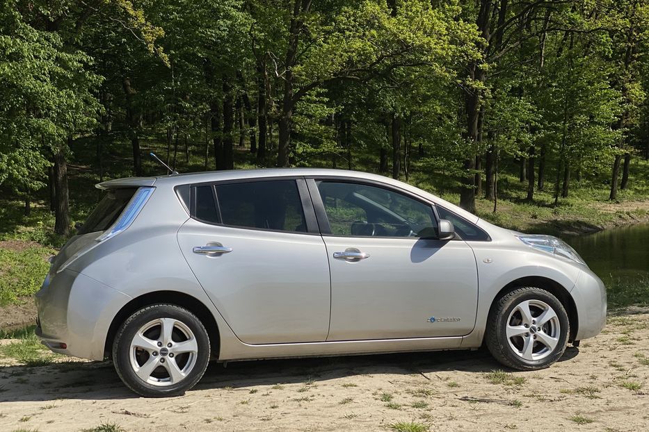 Продам Nissan Leaf 2013 года в Луцке