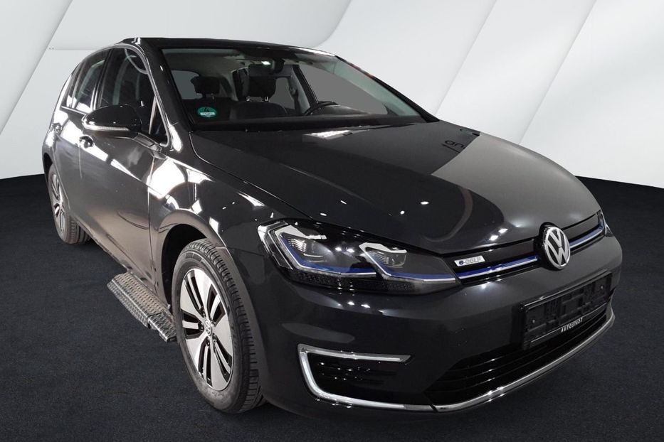 Продам Volkswagen e-Golf CCS NAVI KLIMA  2020 года в Львове