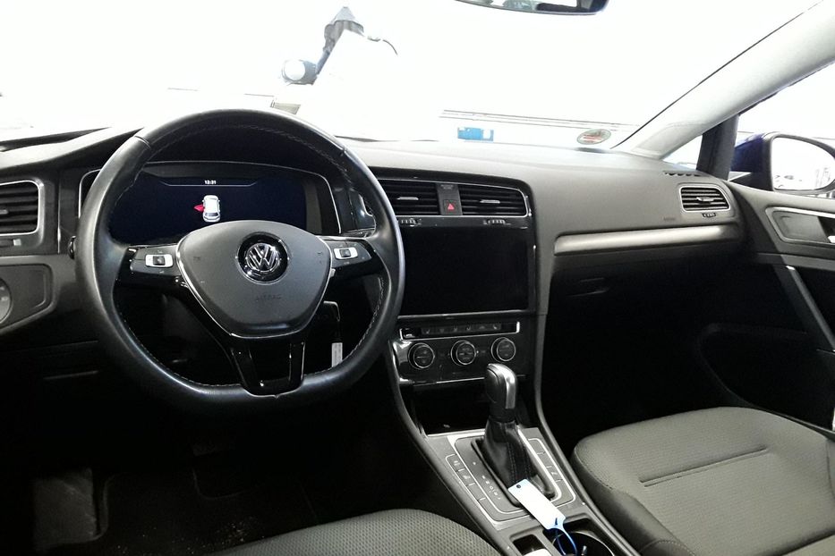 Продам Volkswagen e-Golf CCS LED NAVI KLIMA 2020 года в Львове