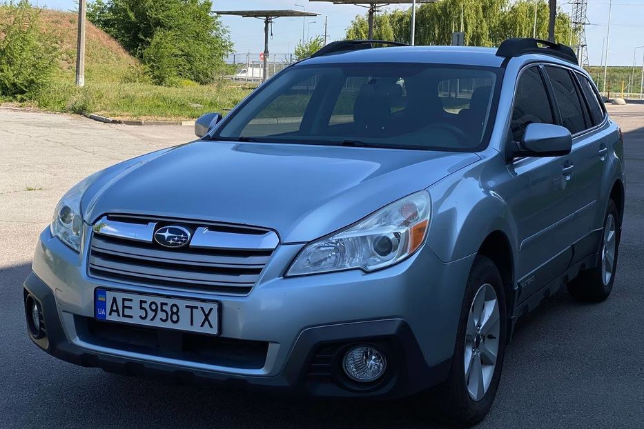 Продам Subaru Outback 2013 года в Днепре