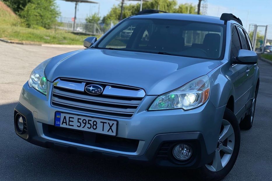 Продам Subaru Outback 2013 года в Днепре