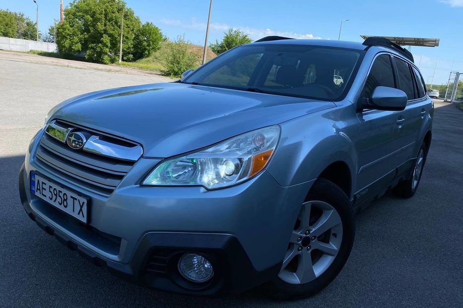 Продам Subaru Outback 2013 года в Днепре