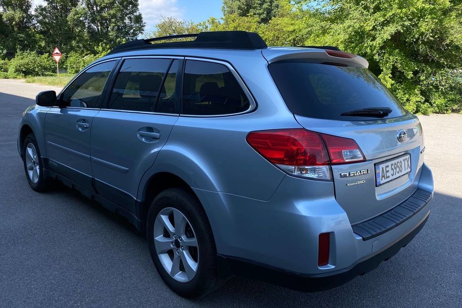 Продам Subaru Outback 2013 года в Днепре