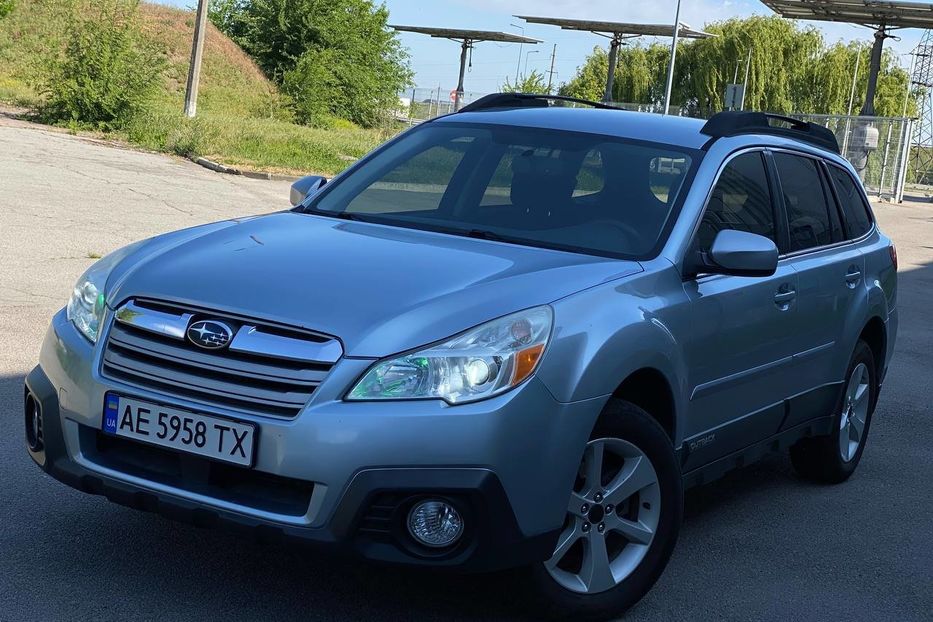 Продам Subaru Outback 2013 года в Днепре