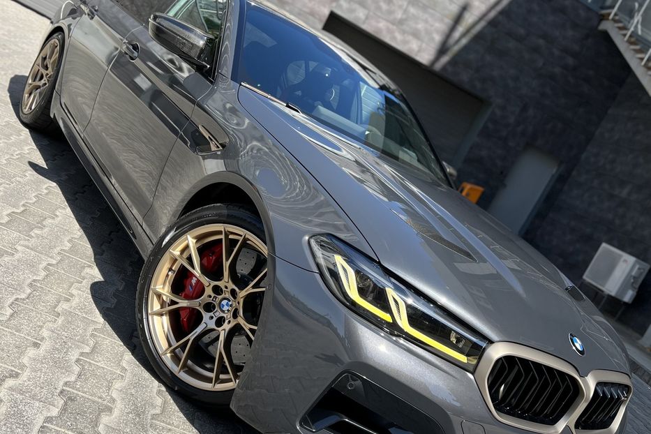 Продам BMW M5 CS  2021 года в Киеве