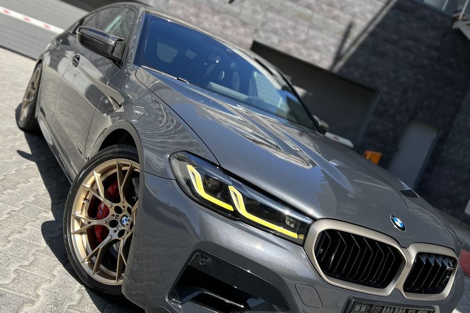 Продам BMW M5 CS  2021 года в Киеве