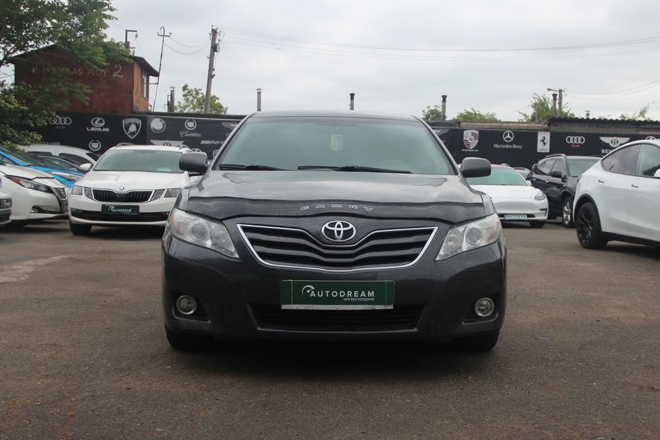 Продам Toyota Camry 2011 года в Одессе