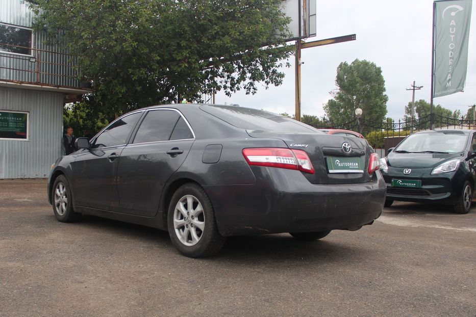 Продам Toyota Camry 2011 года в Одессе