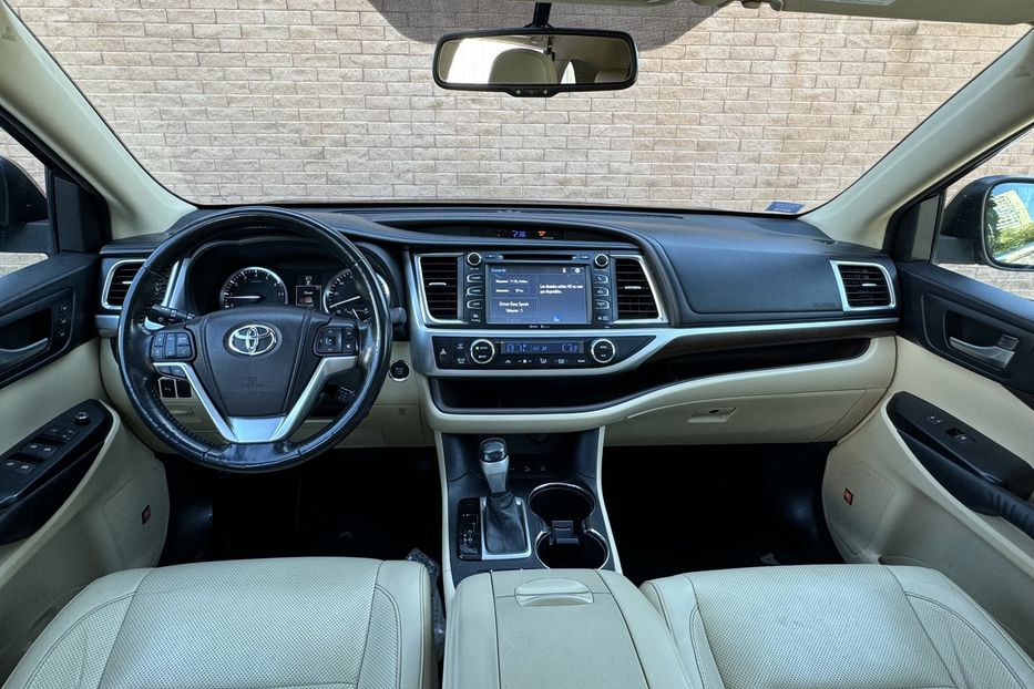 Продам Toyota Highlander Limited  2014 года в Одессе