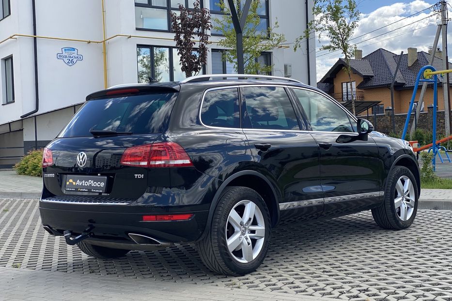 Продам Volkswagen Touareg 2013 года в Луцке