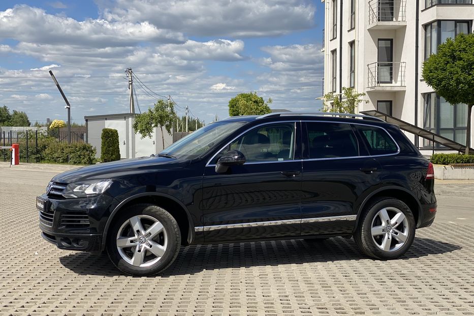 Продам Volkswagen Touareg 2013 года в Луцке