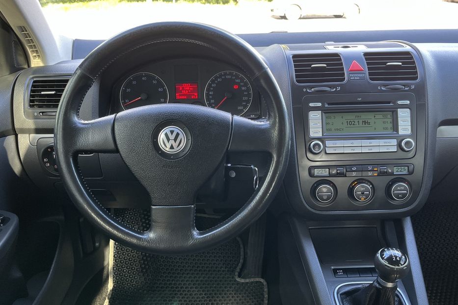 Продам Volkswagen Jetta 1,6 MPI 2007 года в Николаеве