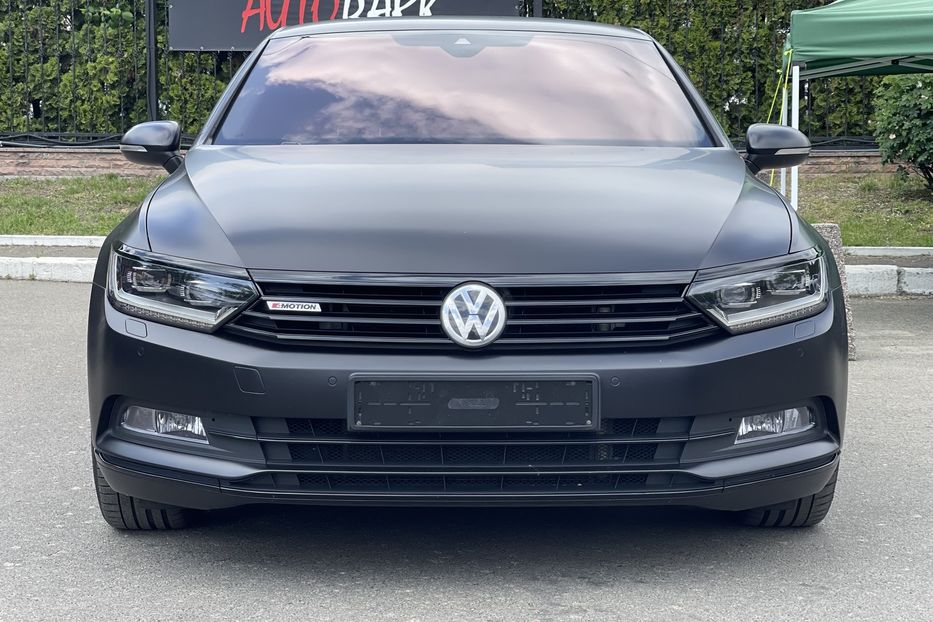 Продам Volkswagen Passat B8 2,0TD 4 MOTION  2016 года в Киеве