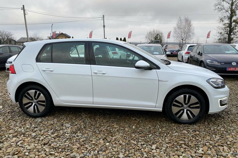 Продам Volkswagen e-Golf 35.8 kWh Тепловий насос 2020 года в Львове