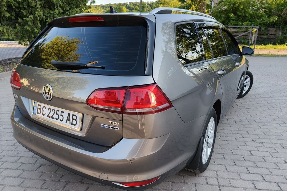 Продам Volkswagen Golf VII 1.6 TDI MT (110 к.с. / 81 кВт) 2016 года в Львове