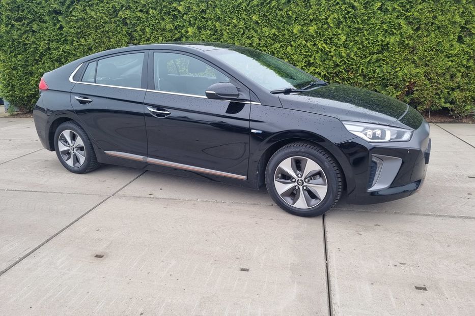 Продам Hyundai Ioniq 28kw FULL PREMIUM +  SOH100% 2019 года в Тернополе