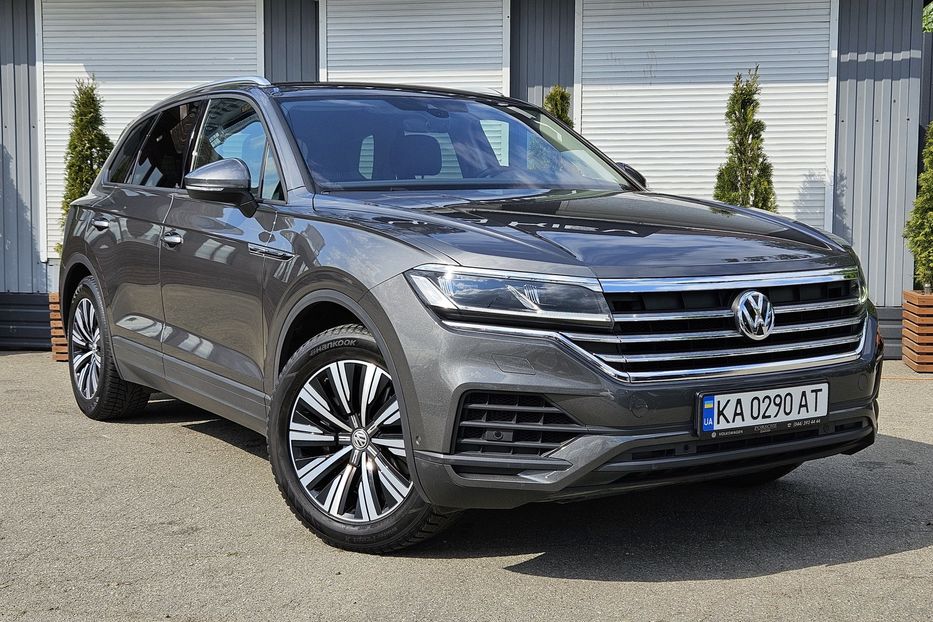 Продам Volkswagen Touareg Офіційна! 2020 года в Киеве