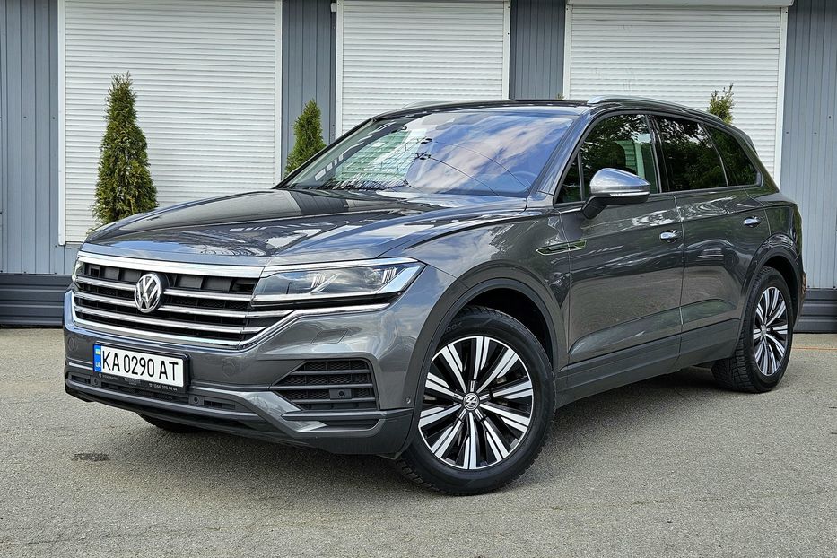 Продам Volkswagen Touareg Офіційна! 2020 года в Киеве