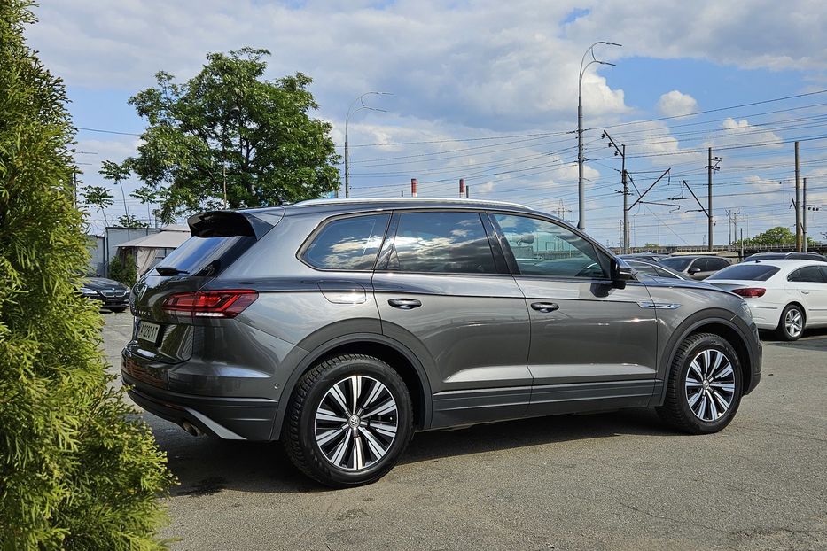 Продам Volkswagen Touareg Офіційна! 2020 года в Киеве