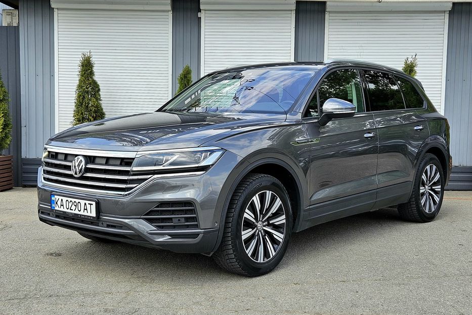 Продам Volkswagen Touareg Офіційна! 2020 года в Киеве