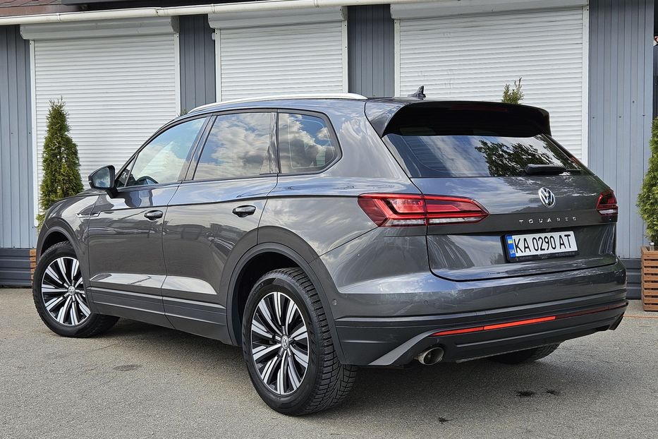 Продам Volkswagen Touareg Офіційна! 2020 года в Киеве