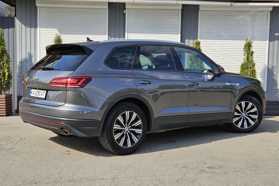 Продам Volkswagen Touareg Офіційна! 2020 года в Киеве