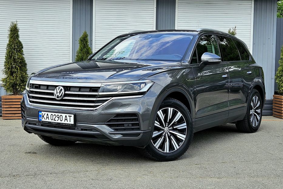 Продам Volkswagen Touareg Офіційна! 2020 года в Киеве