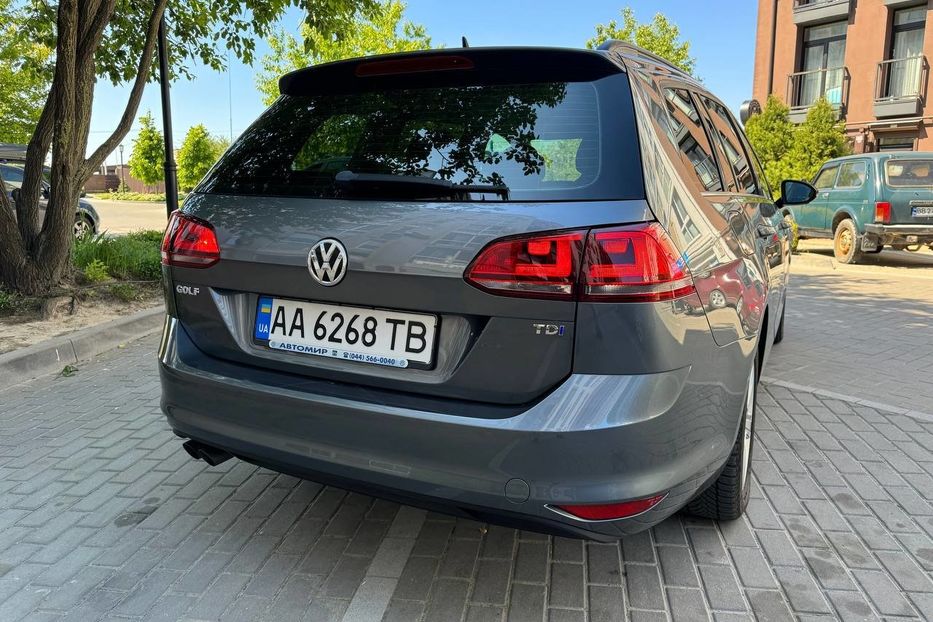 Продам Volkswagen Golf VII перша реєстрація 11.2017р. 2015 года в Киеве