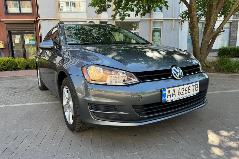 Продам Volkswagen Golf VII перша реєстрація 11.2017р. 2015 года в Киеве