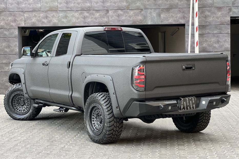 Продам Toyota Tundra 2018 года в Киеве