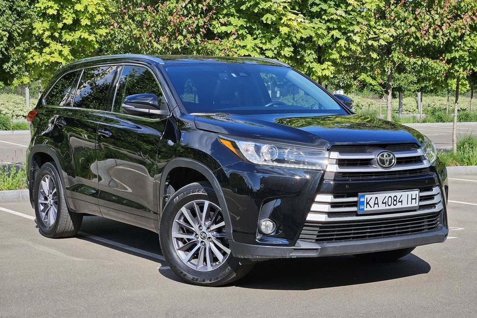 Продам Toyota Highlander XLE 2018 года в Киеве