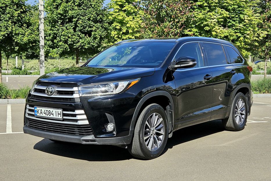 Продам Toyota Highlander XLE 2018 года в Киеве