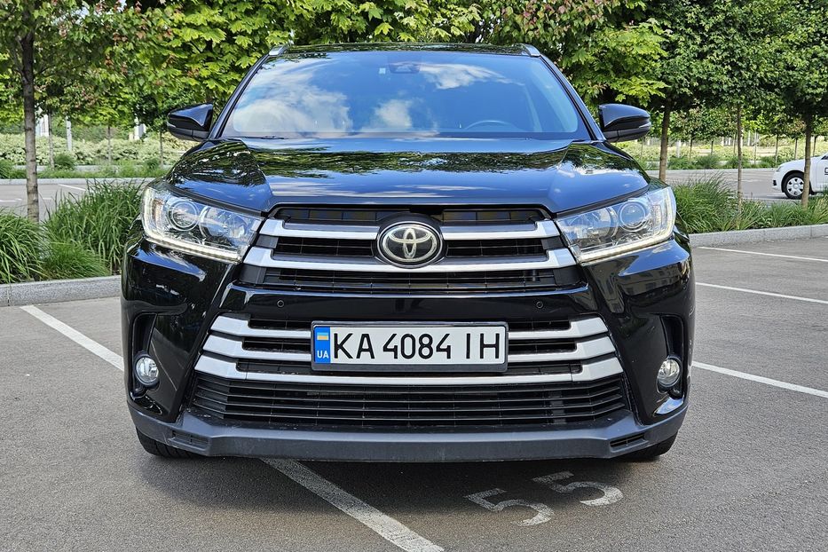 Продам Toyota Highlander XLE 2018 года в Киеве