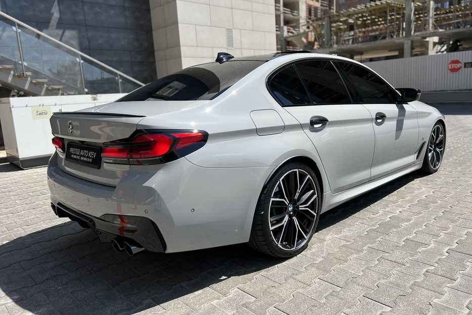 Продам BMW 530 D 2020 года в Киеве