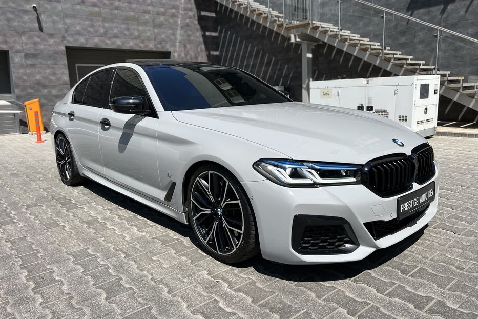 Продам BMW 530 D 2020 года в Киеве