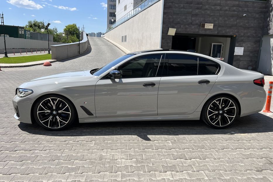 Продам BMW 530 D 2020 года в Киеве