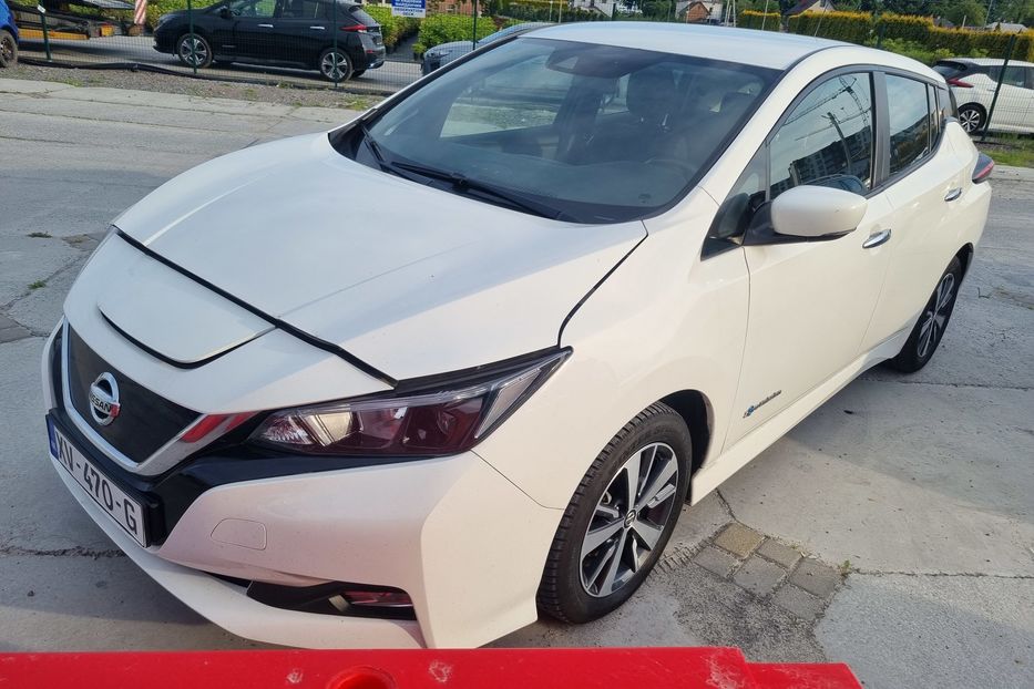 Продам Nissan Leaf 40KWH Acenta 150Pk Navi/Camera 2019 года в Тернополе