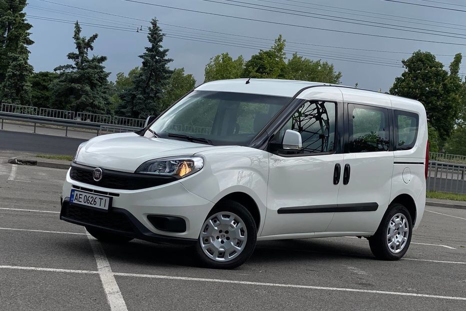 Продам Fiat Doblo пасс. 2017 года в Днепре