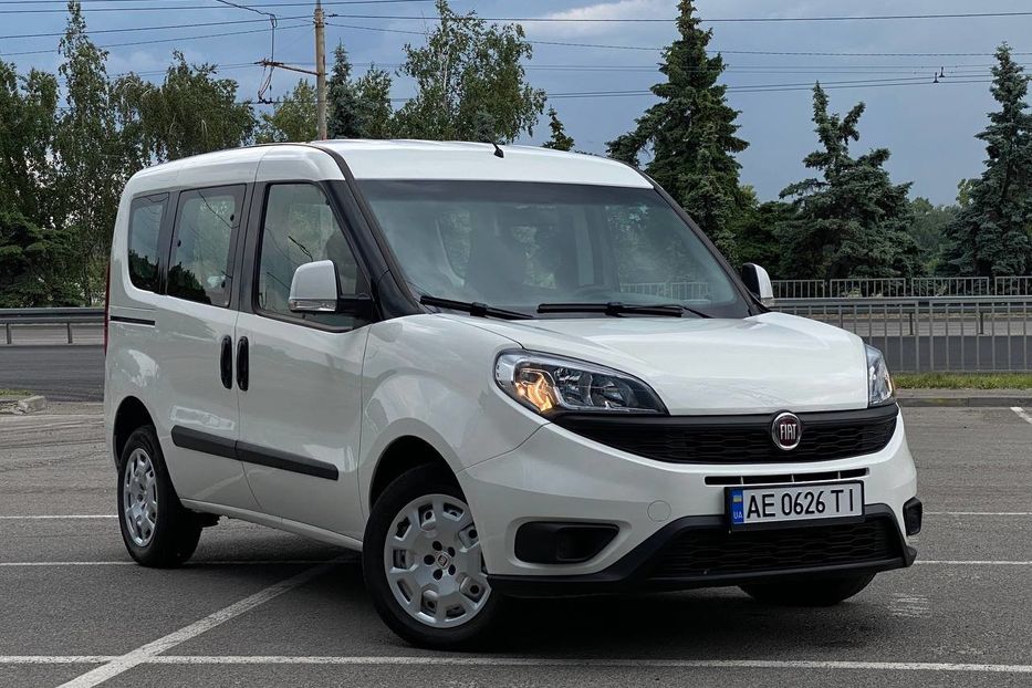 Продам Fiat Doblo пасс. 2017 года в Днепре